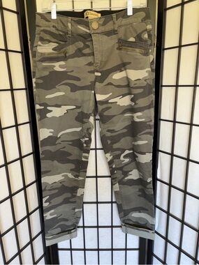 Democracy Ab Solution Camo Skinny Ankle Pants Zip Pocket Size 8